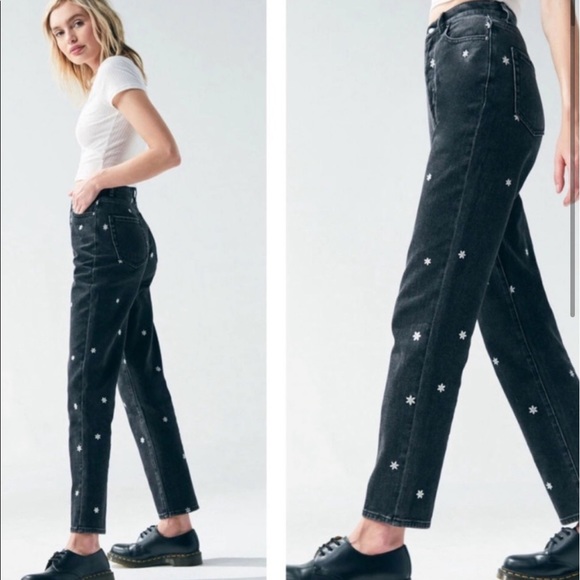 High Waisted Straight Leg Jeans 